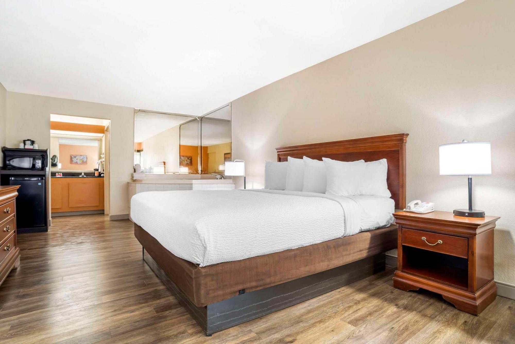 Econo Lodge Moss Point - Pascagoula Esterno foto