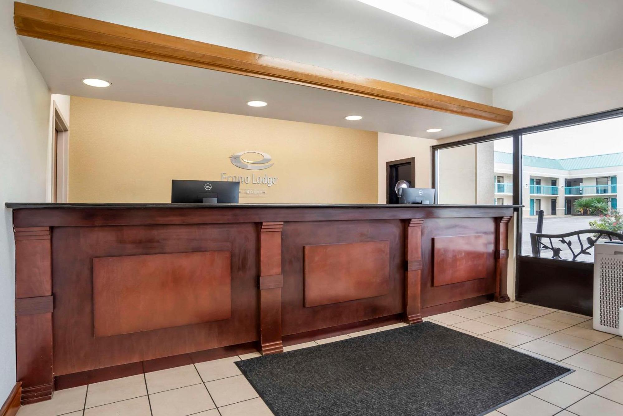 Econo Lodge Moss Point - Pascagoula Esterno foto